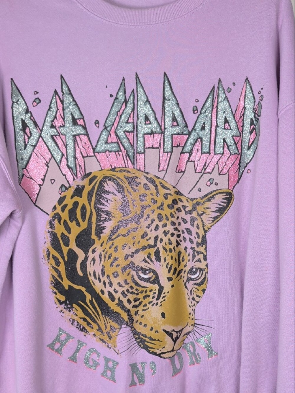 Lavender Graphic Sweatshirt with Leopard Front - Picture 3 of 5